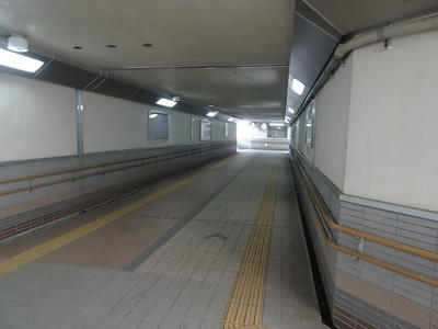 railwaroaunder1.jpg