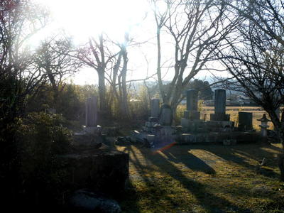 wintertomb111.jpg